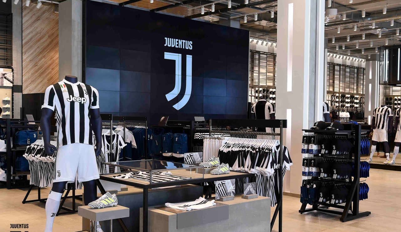 bijnaam sneeuwman kabel Presenting the new Juventus Store - Juventus