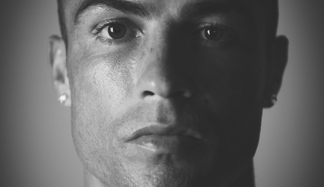 cristiano ronaldo black