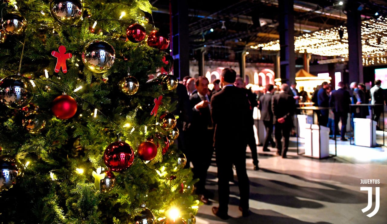 Immagini Natale Juventus.Una Grande Festa Di Natale Bianconera Alle Ogr Juventus Com