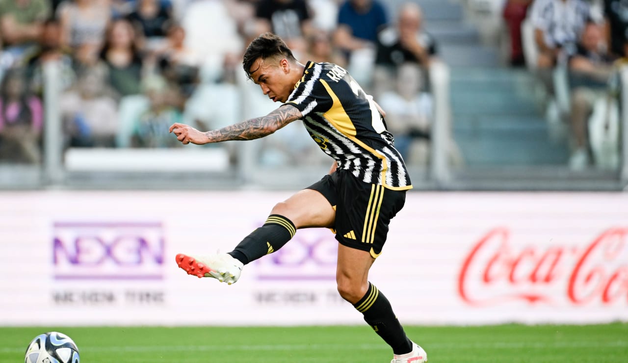 Turin, Italy. 09th Aug, 2023. Manuel Locatelli of Juventus during the  pre-season test match between Juventus Fc and Juventus NextGen U23 on 09  August 2023 at Juventus Stadium, Turin, taly. Photo Nderim