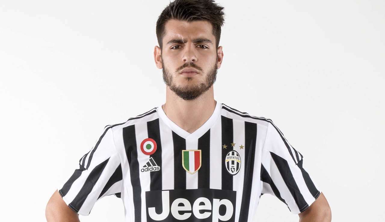 Welcome home, Alvaro! - Juventus