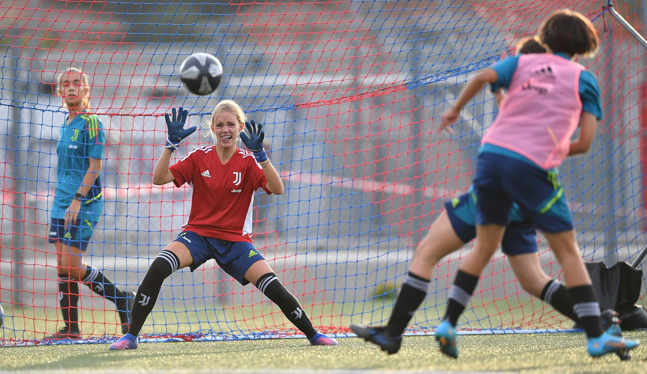 under 14 women first training 16