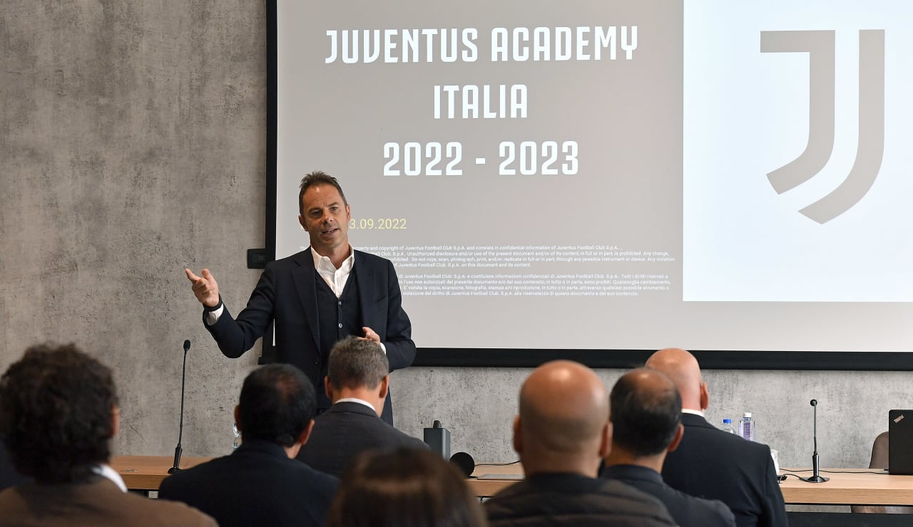 Academy Italia J Hotel  8