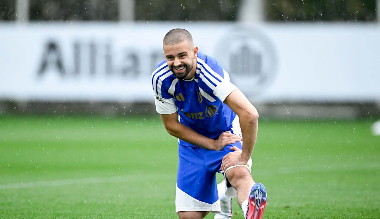 first team men train 16072615