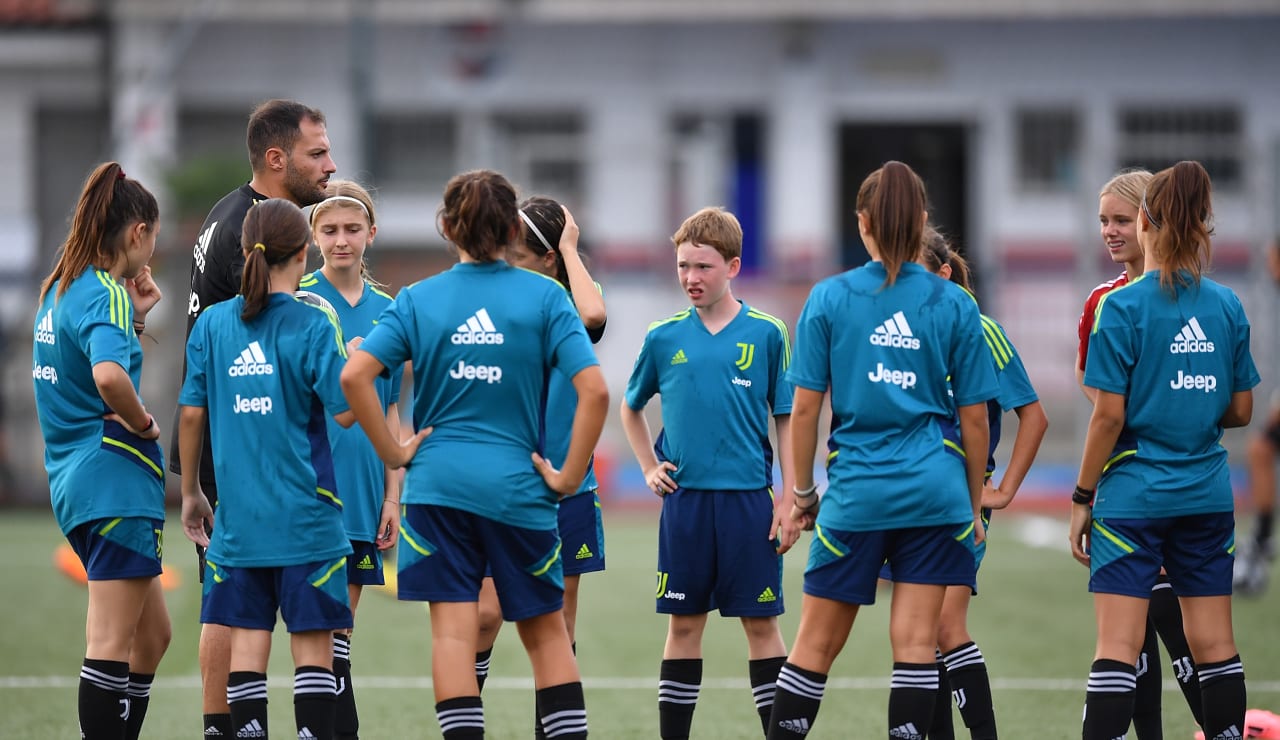 under 14 women first training 2