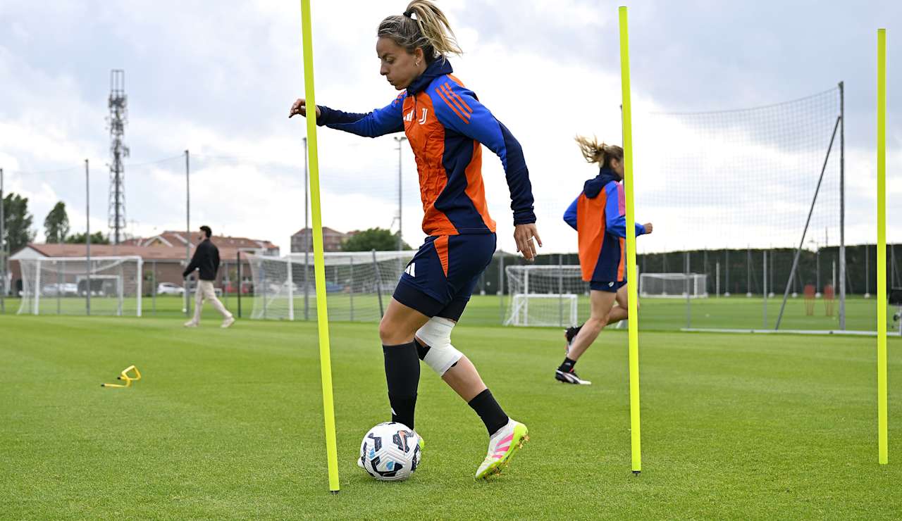 women-training-0705-03