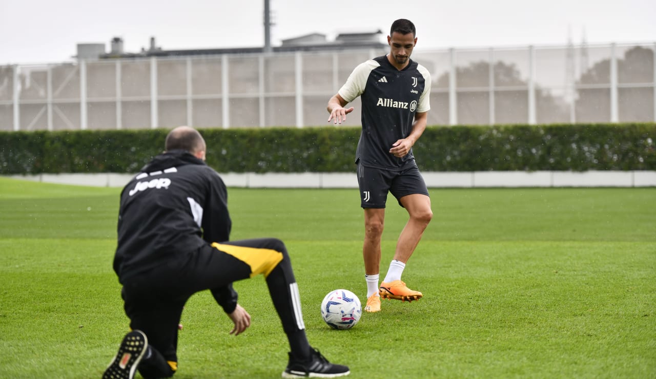 De Sciglio Training  1