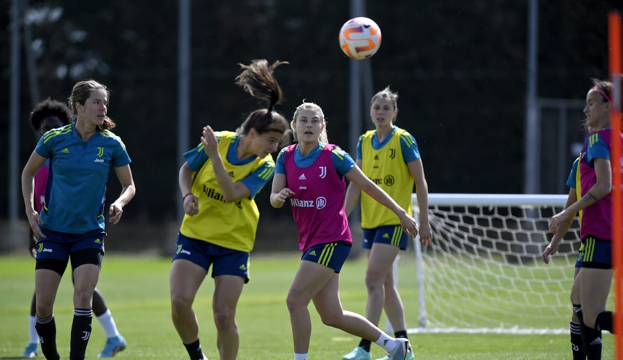 Juventus Women training 14-04-2023 4