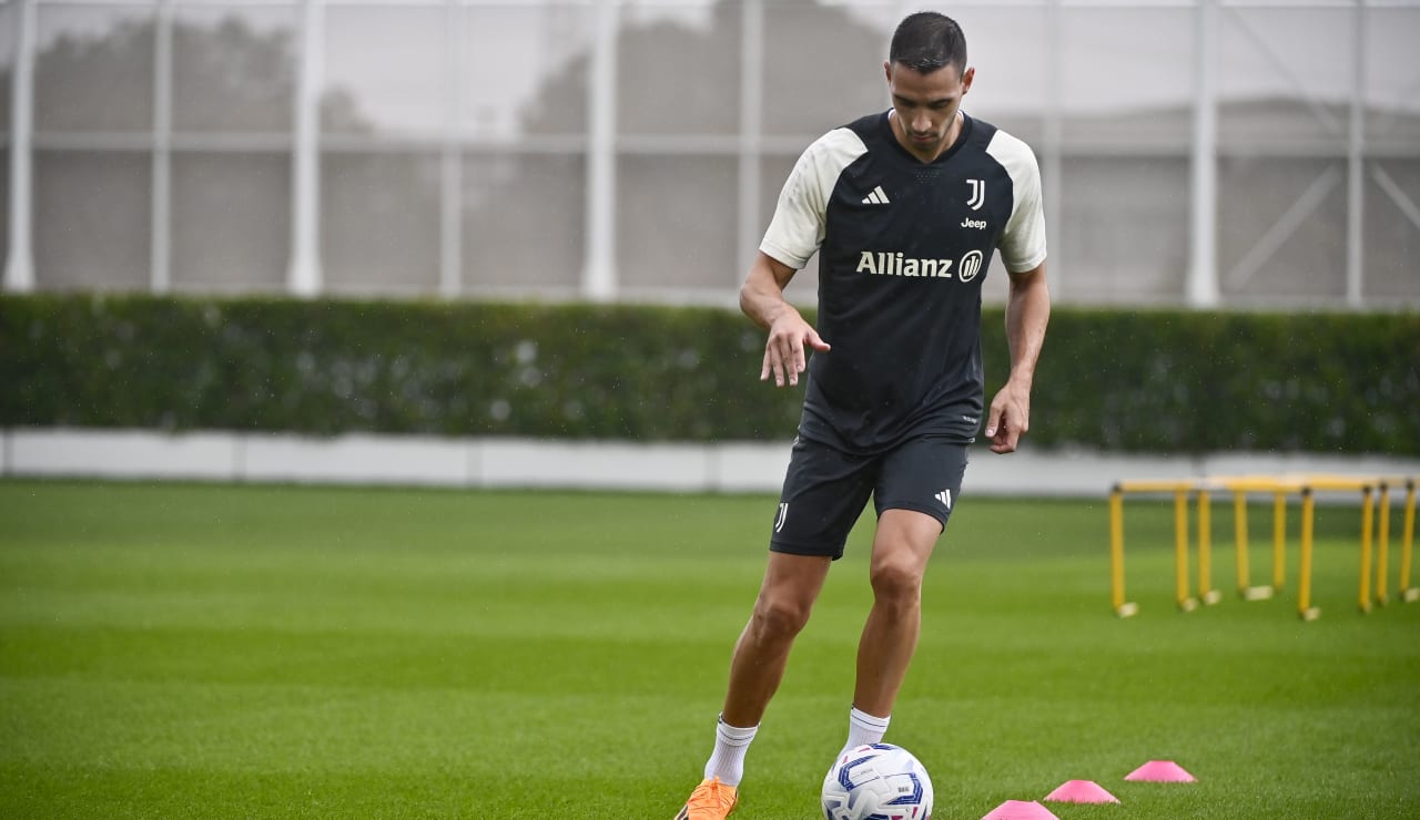 De Sciglio Training  10