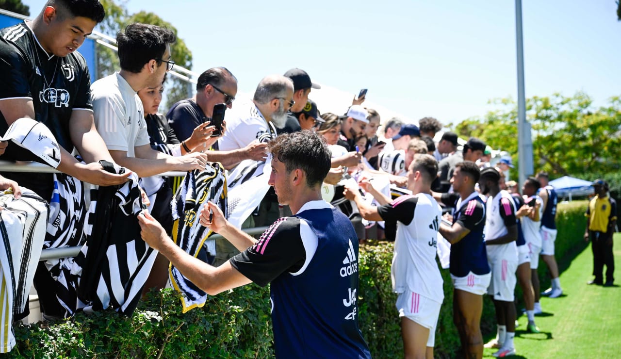 Last Training ahead of Juve-Milan  21