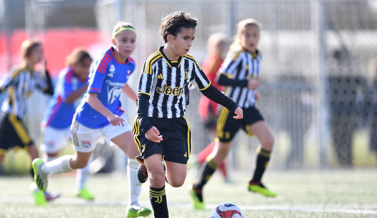 women U11 vs OL 11