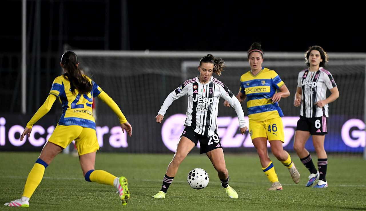 women-parma-14