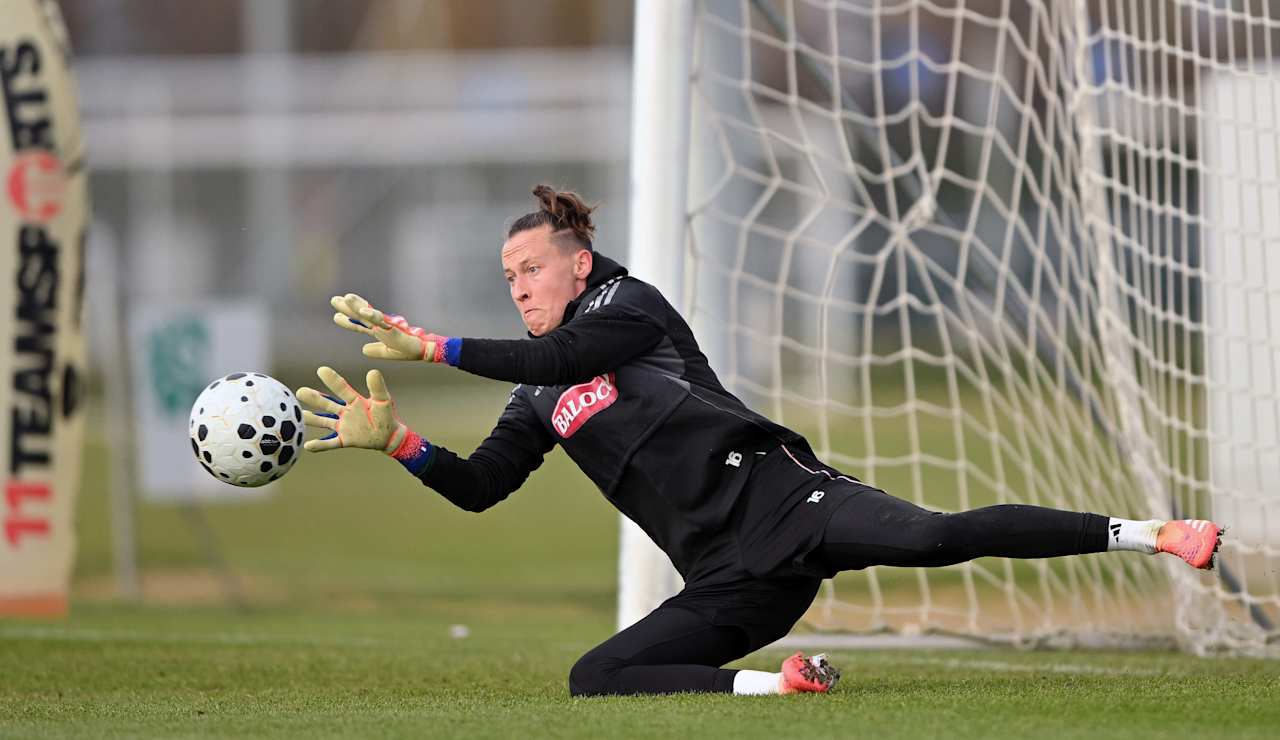 Training Women 4 12 25 10