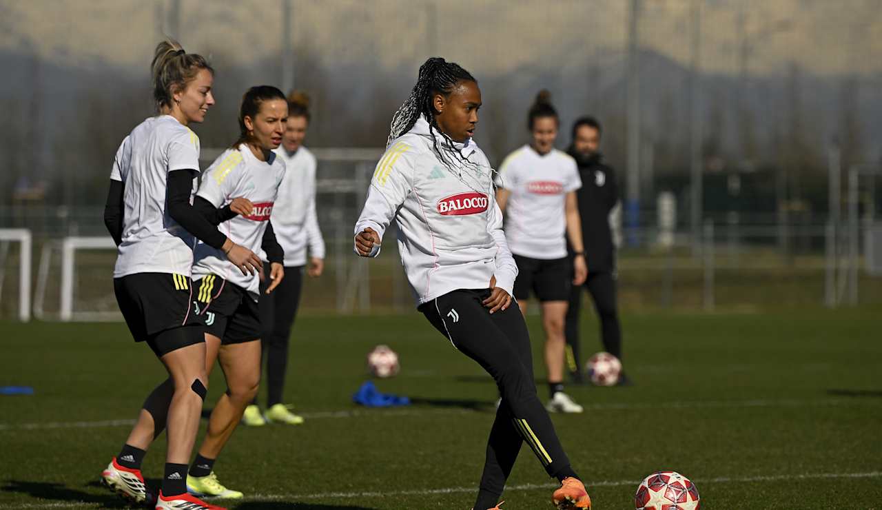 training-women-1802-15