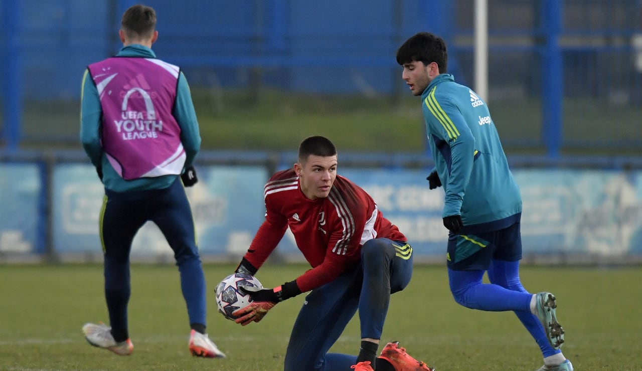 under 19 training genk 11