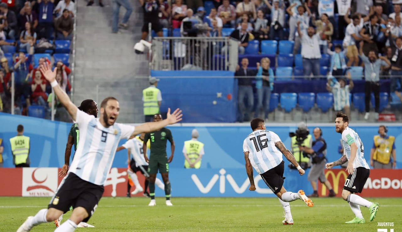 1higuain_arg.jpg