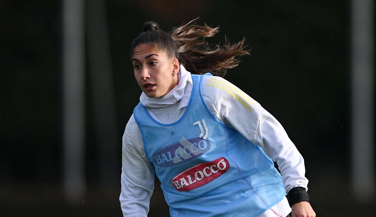 Training Women 4 12 25 15