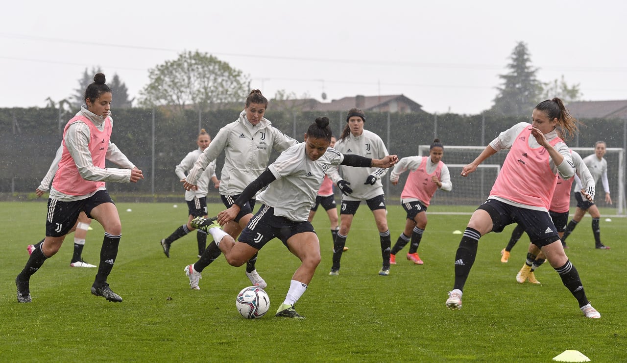 Training Women 29.04 (22)