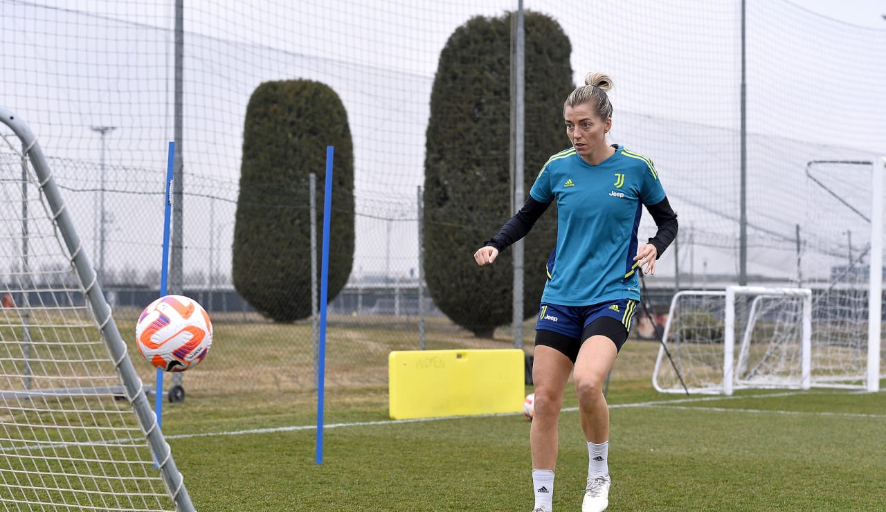 juventus women training 24 feb15