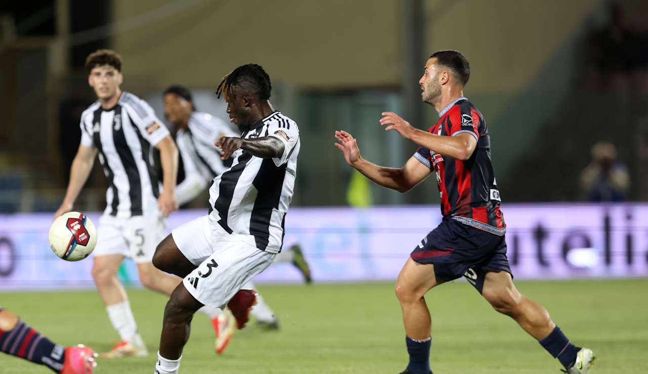 crotone juventus next gen playoff 18