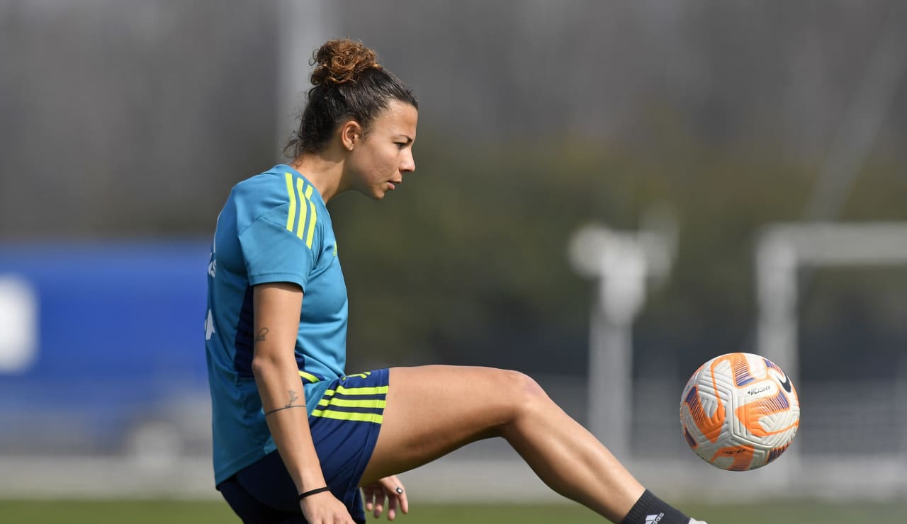 Juventus Women in allenamento a Vinovo 5