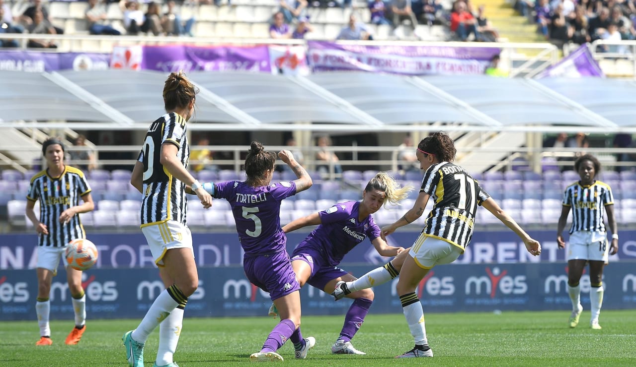 women fiorentina juventus 24