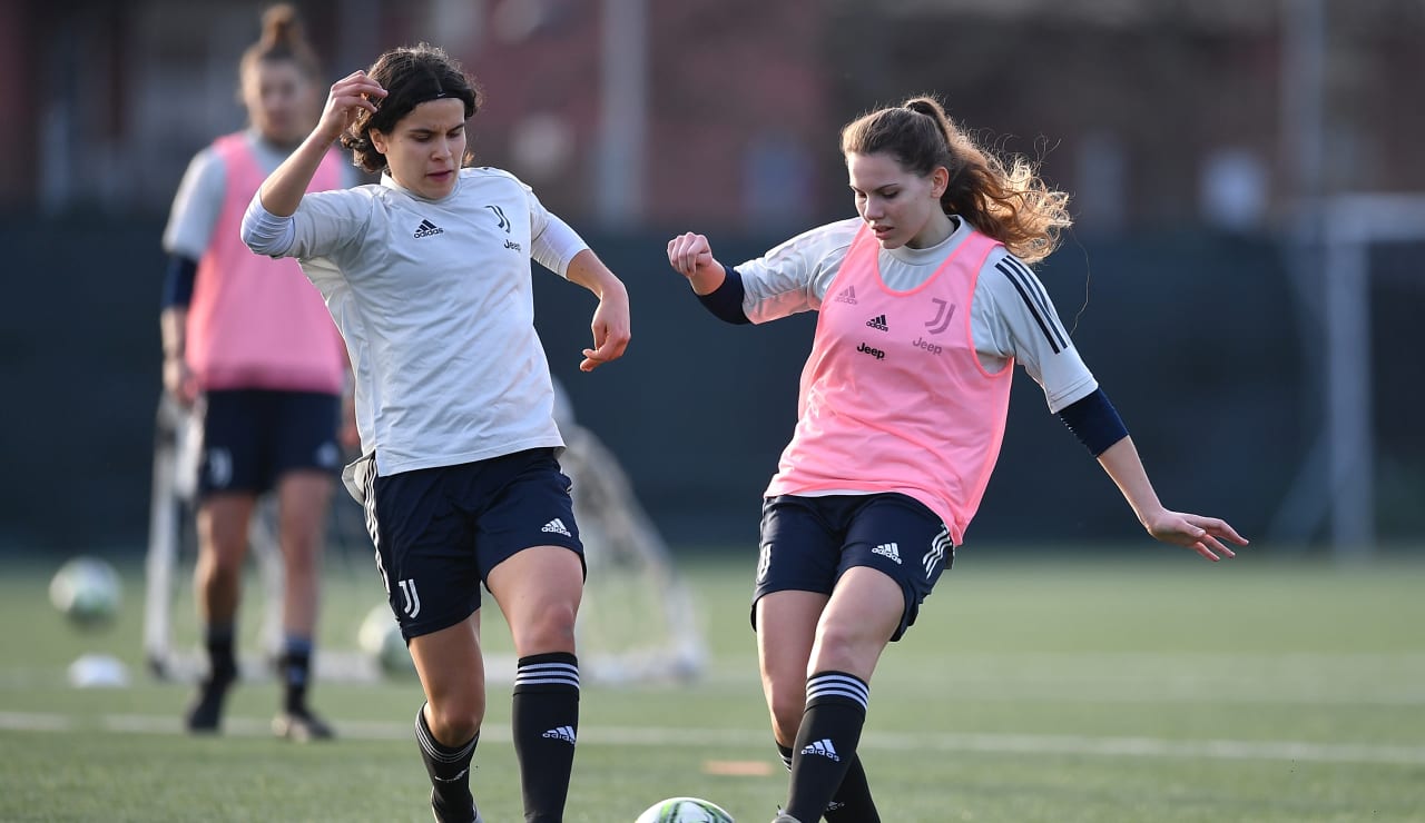 U19 Women Training (14)