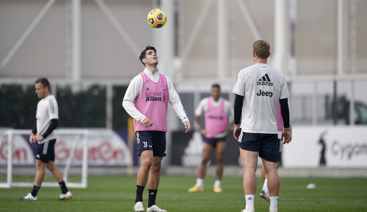 morata training 06 nov 5