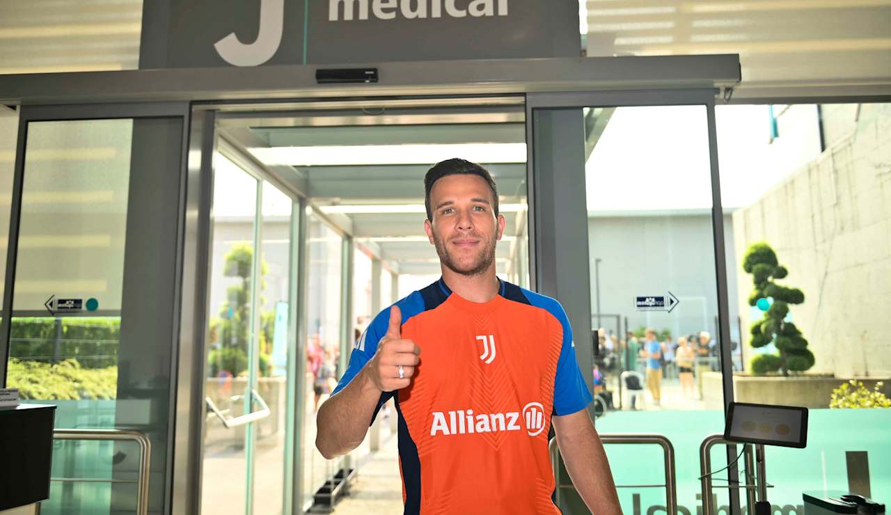 DAY 1 ARRIVALS - 10-07-2024 - 26