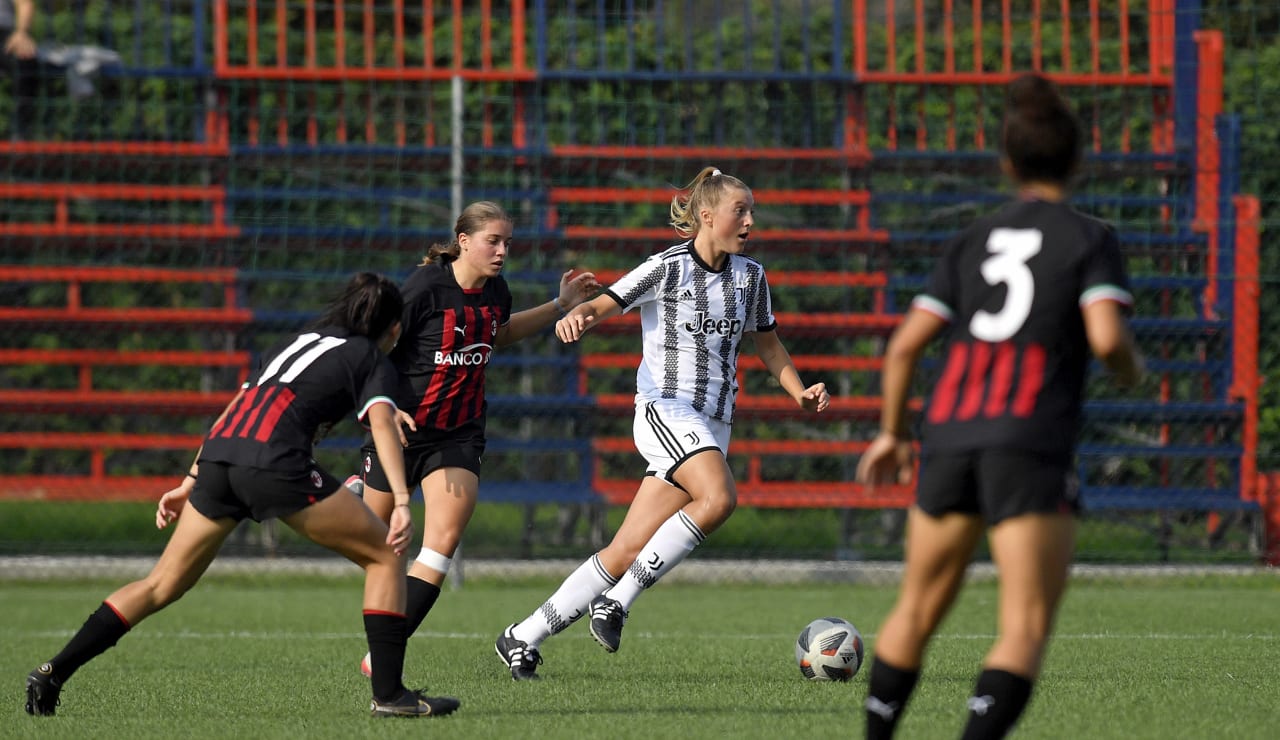 U19WJuveMilan5