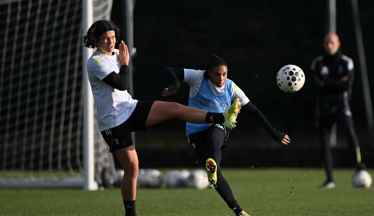 Training Women 4 12 25 19