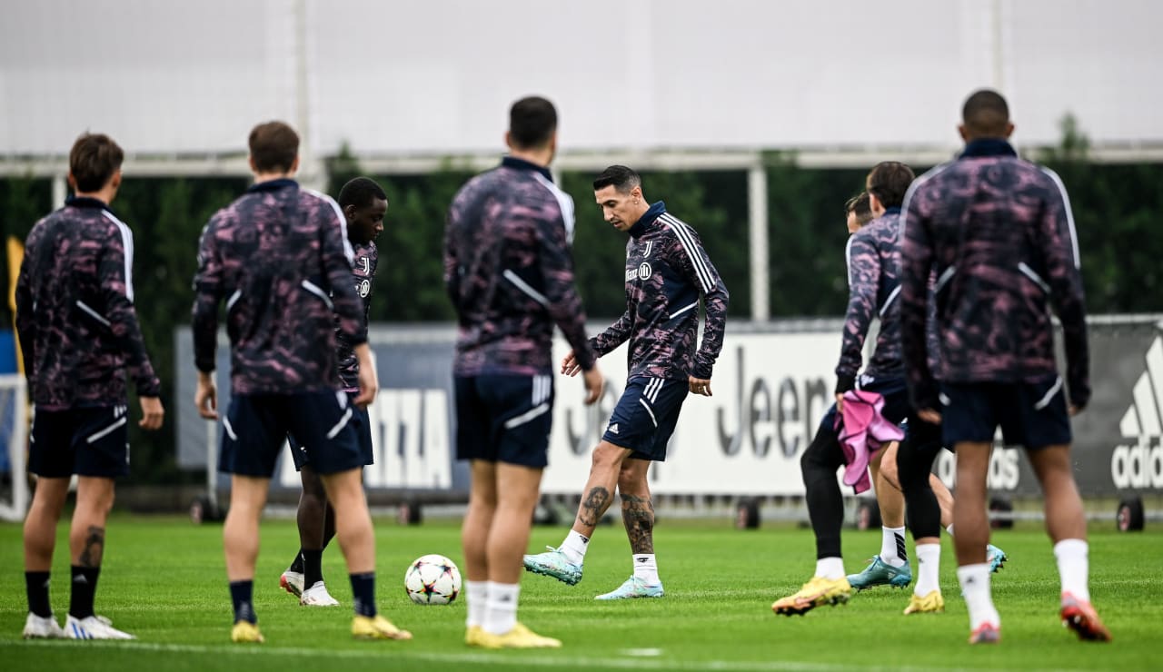 training UCL 10 oct 2022 14