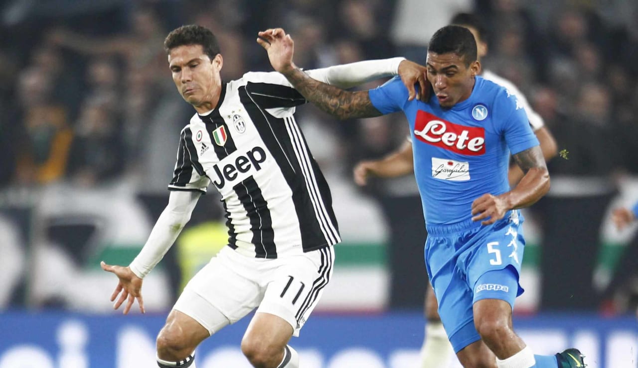 hernanes161703.jpg