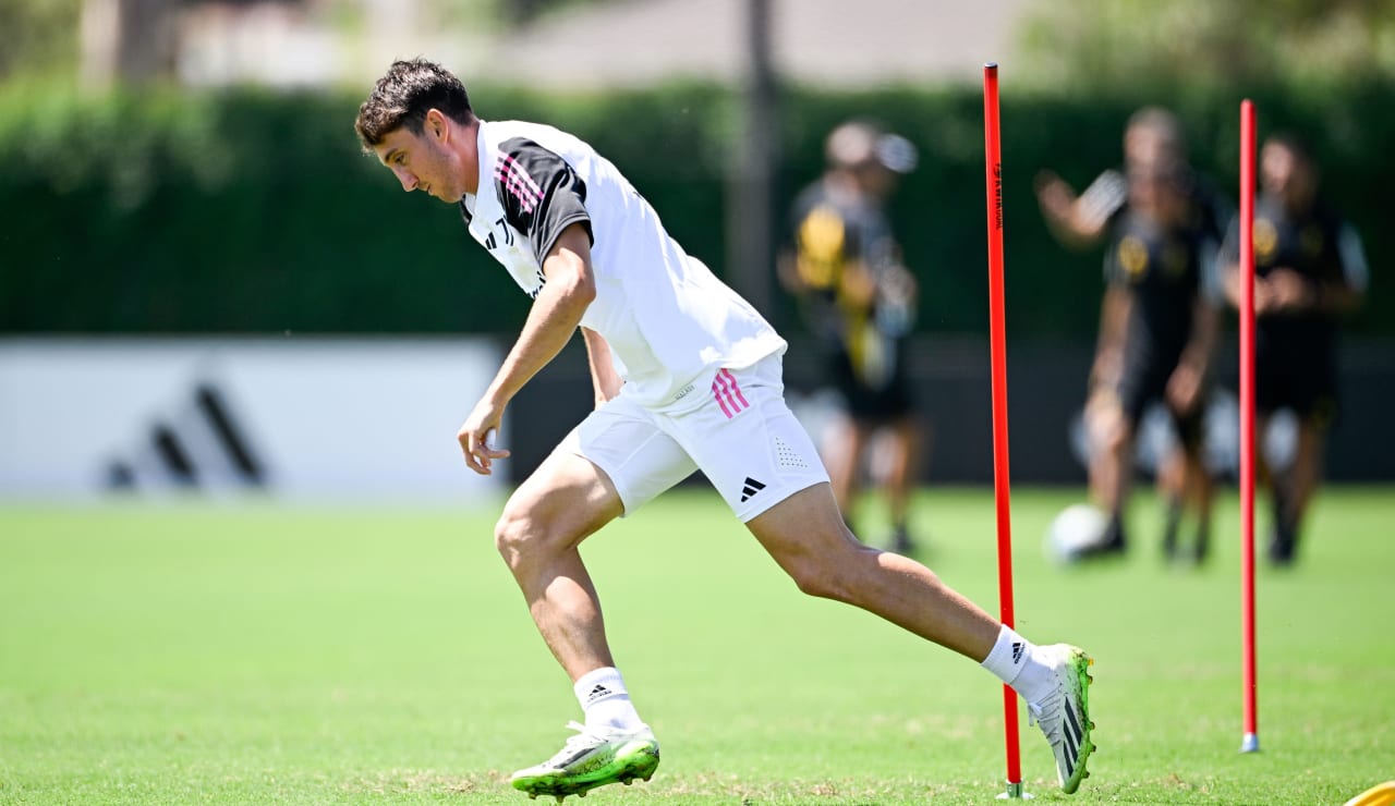 Last Training ahead of Juve-Milan  5