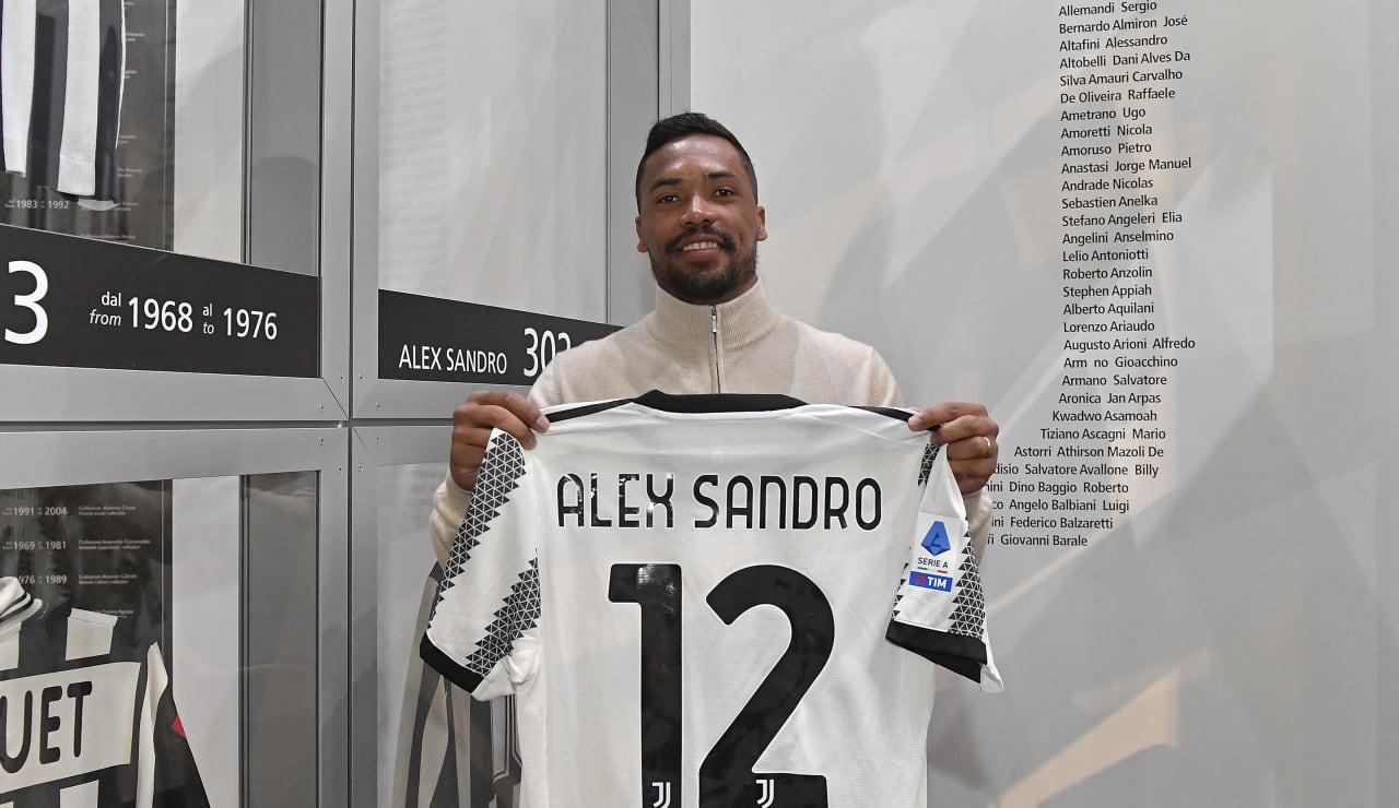 Alex Sandro e Cuadrado allo Juventus Museum 2