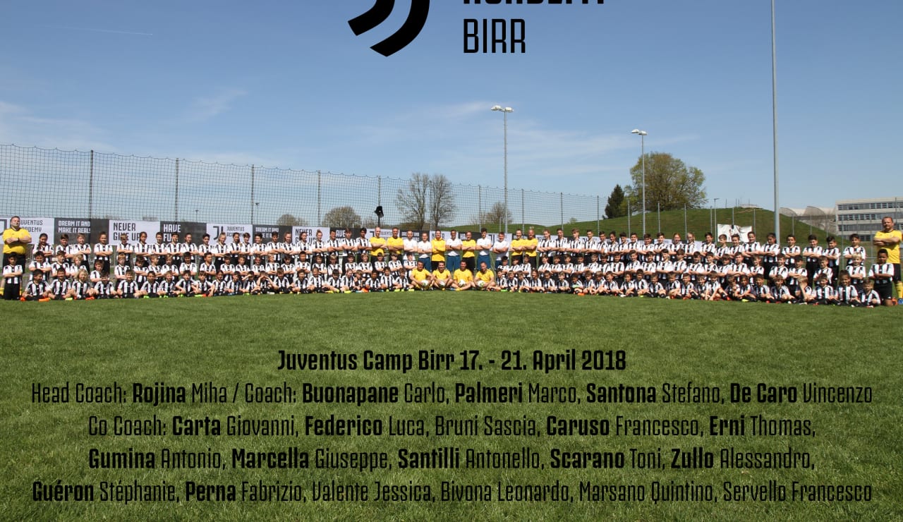 gruppenfoto_Juventus_Camp2018