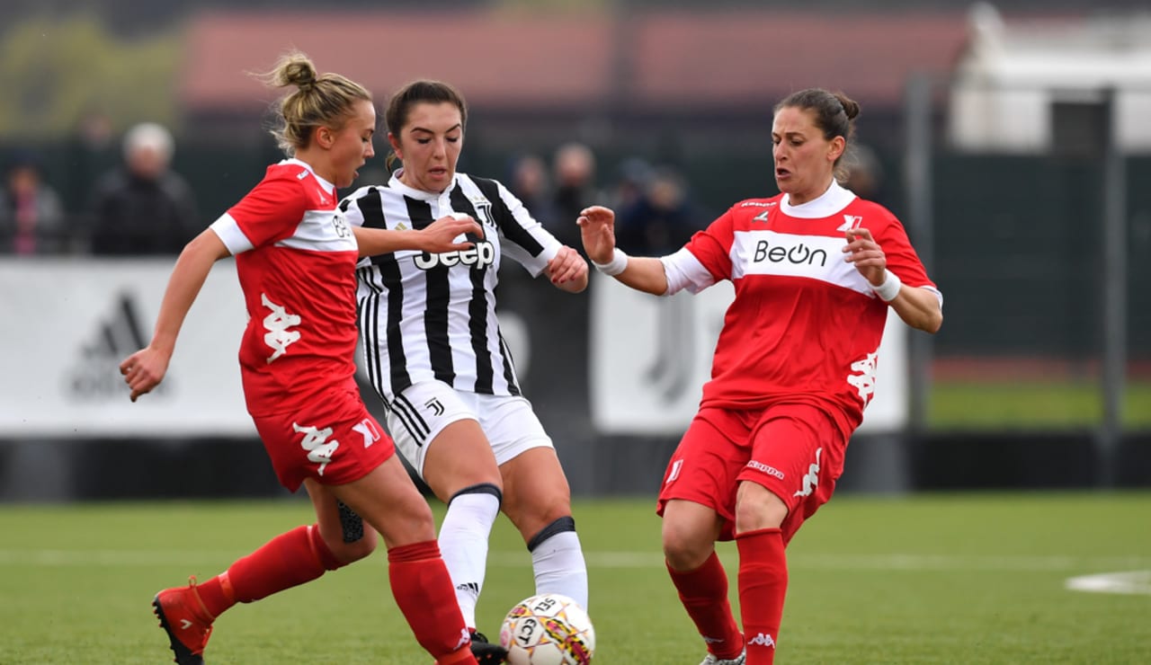 women-juve-bari-06.jpg