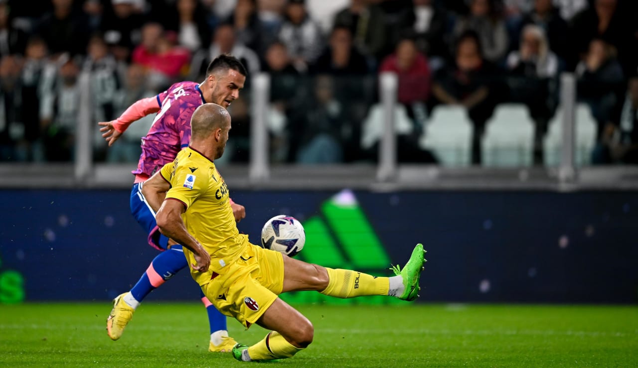 juve bologna 2022 Kostic