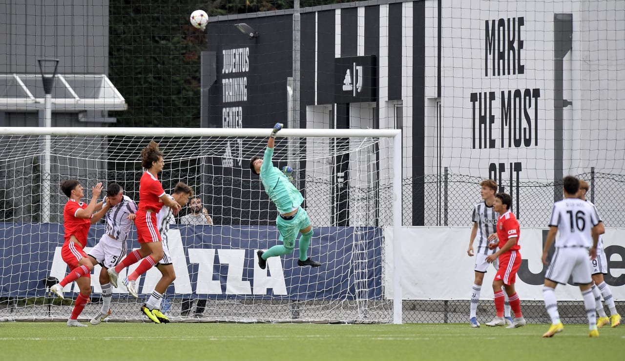 UNDER 19 JUVE BENFICA UYL 4