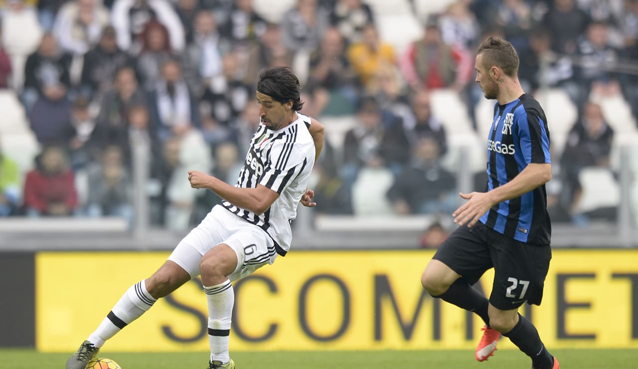 saluto khedira4