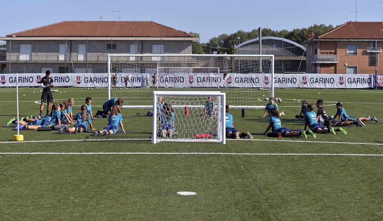 under 17 women training 16