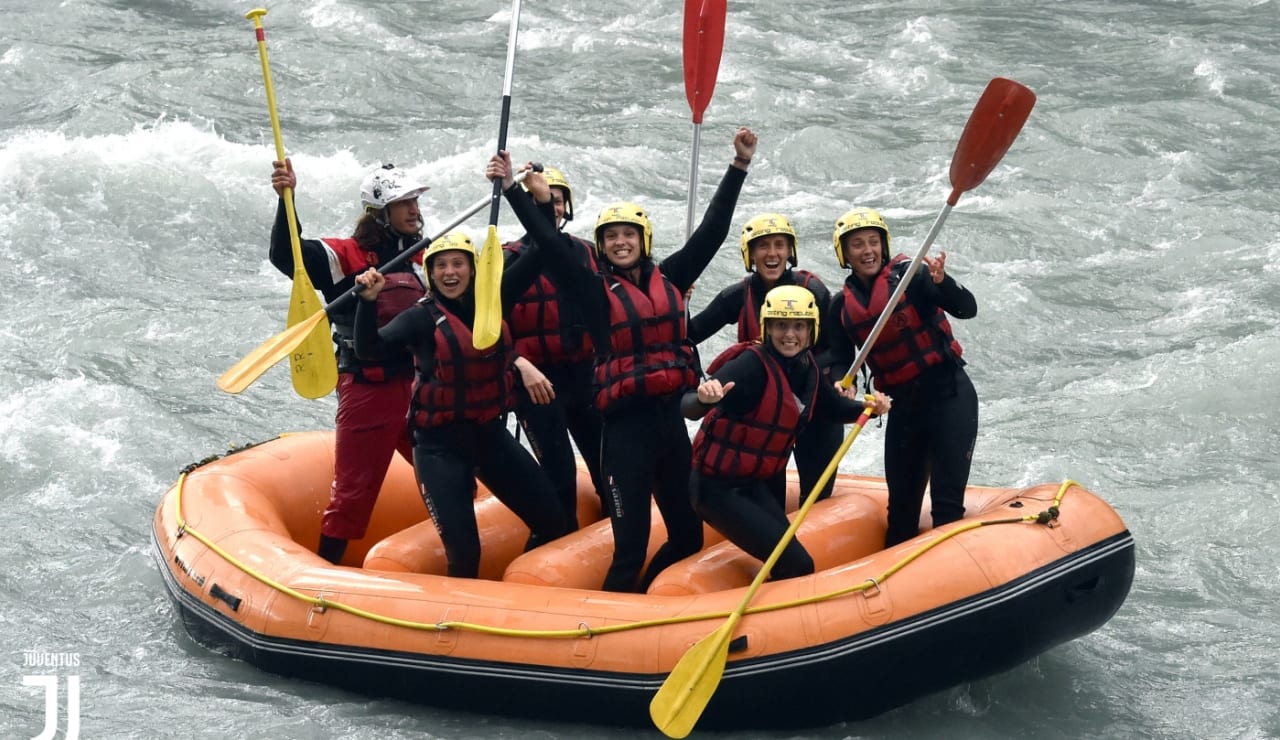 WOMEN_RAFTING24.jpg