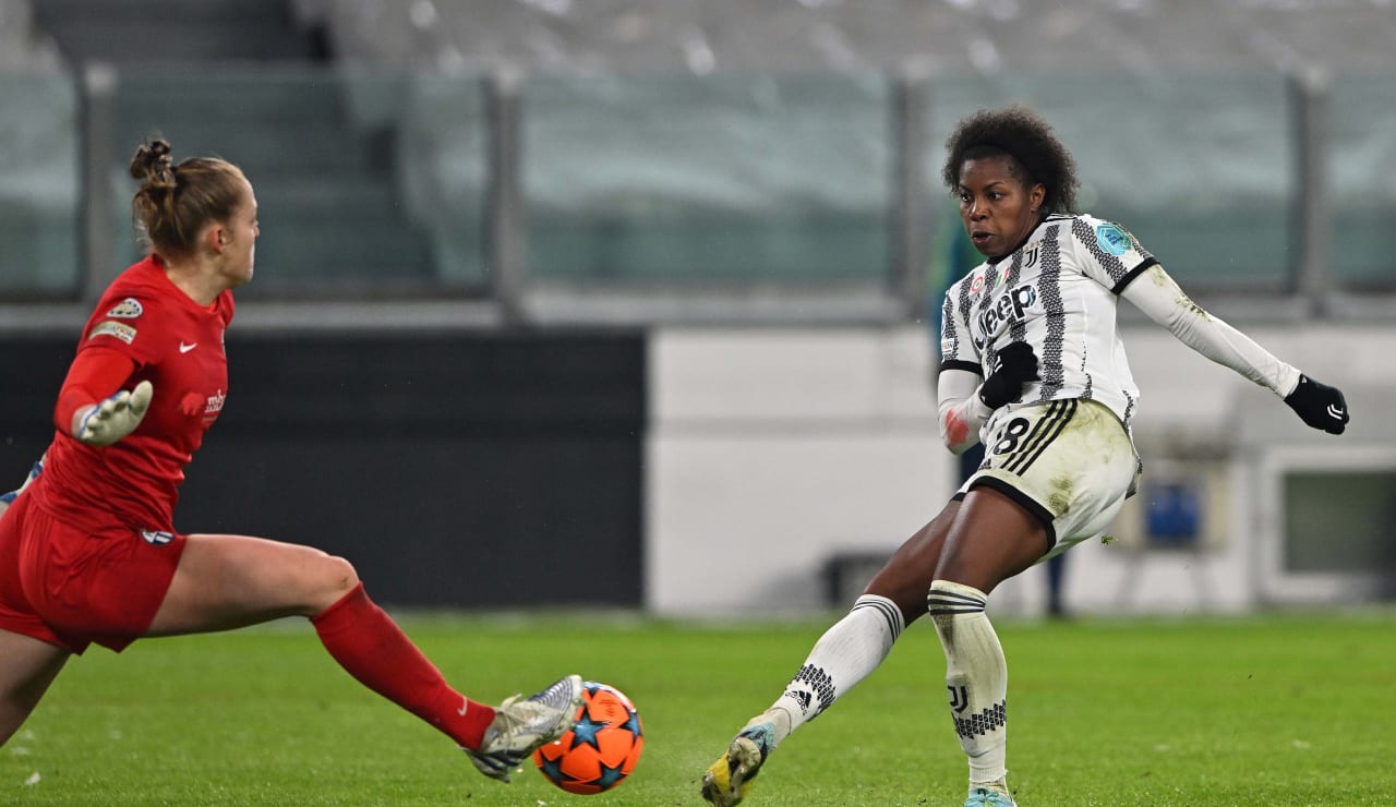 women juventus vs zurich uwcl 26