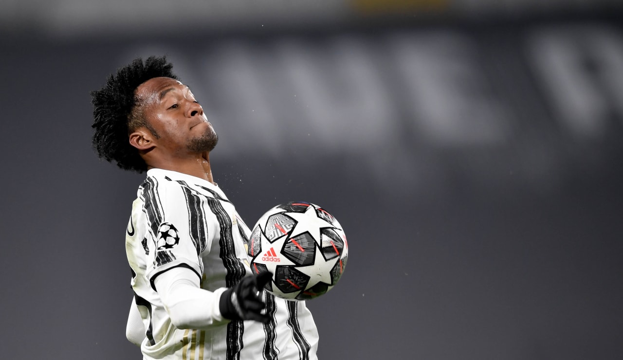 Cuadrado Story Juventus 13