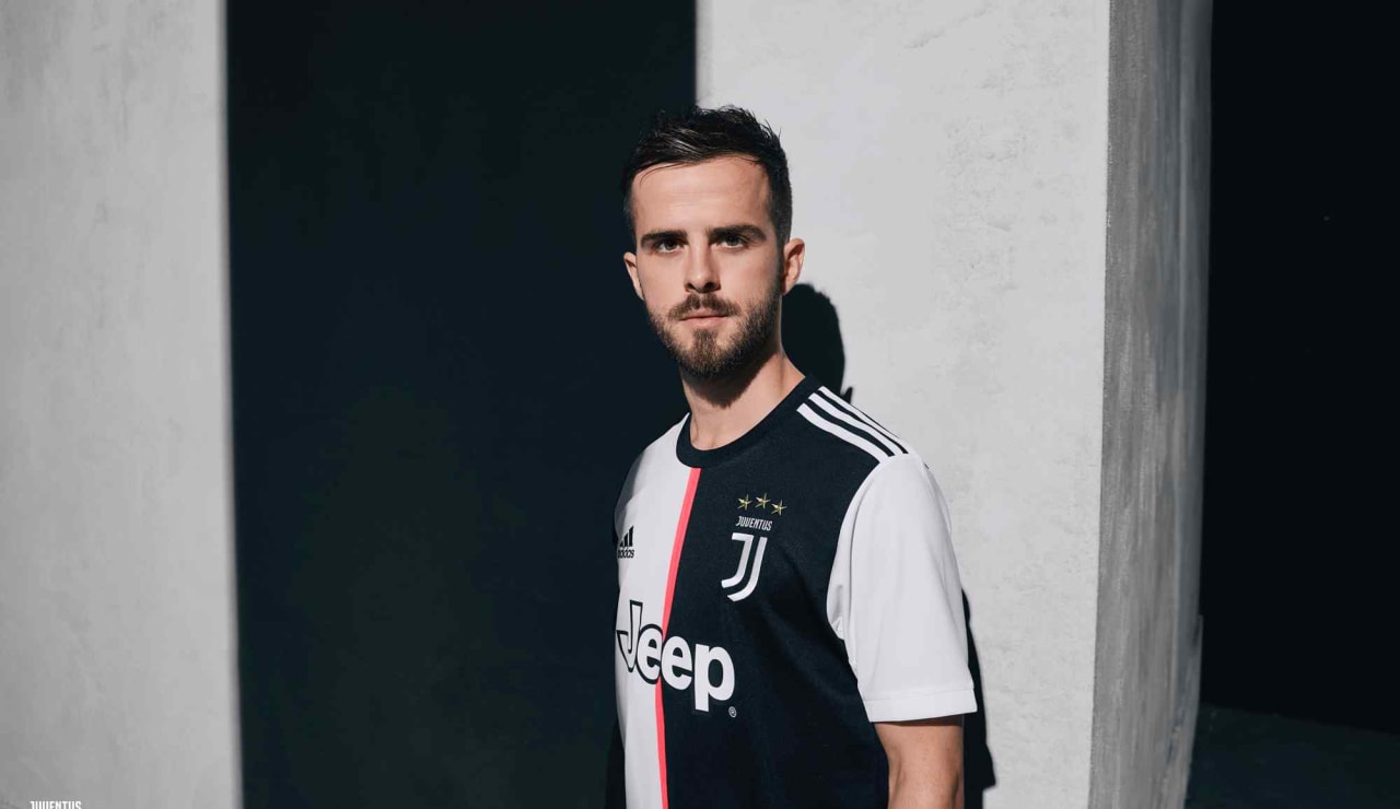 Nuova_maglia_adidas10.jpg