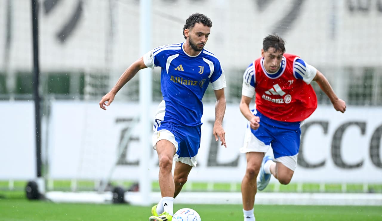 first team men train 16072630