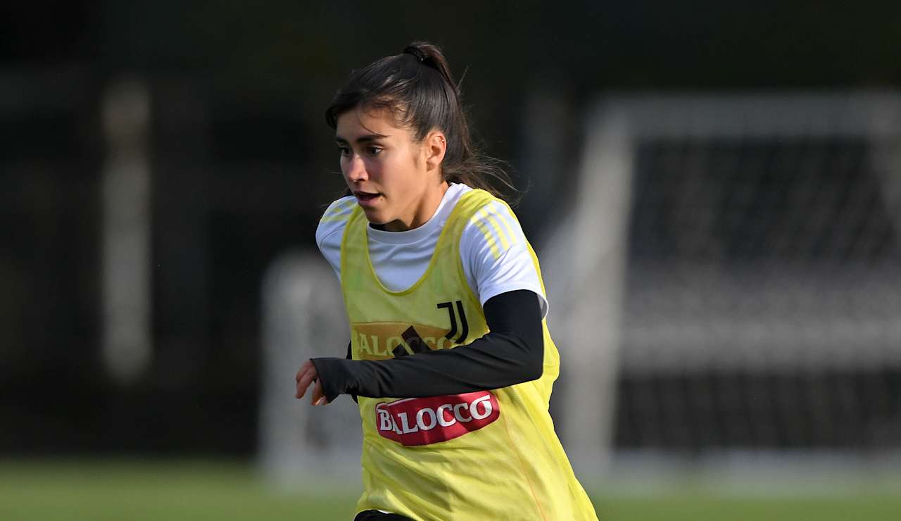 Training Women 4 12 25 21