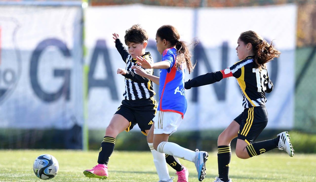 women U10 vs OL 9