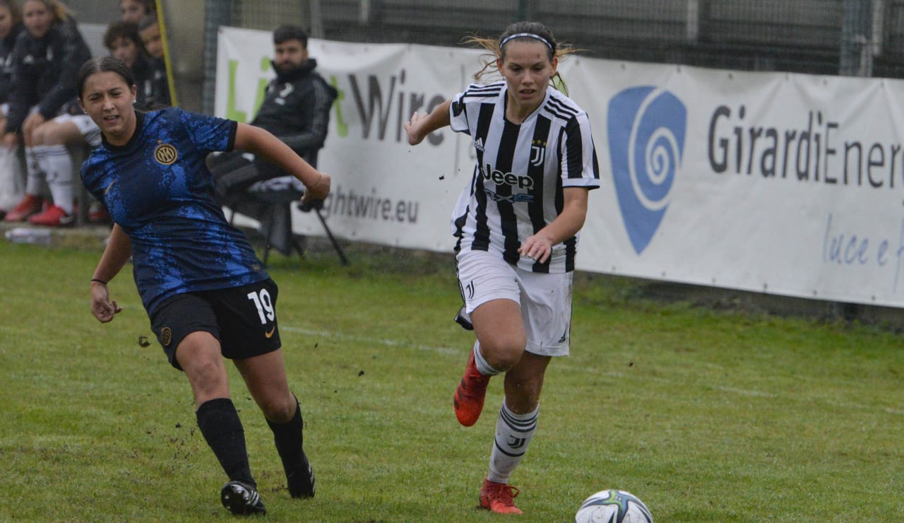 24-Juventus-U19-Women