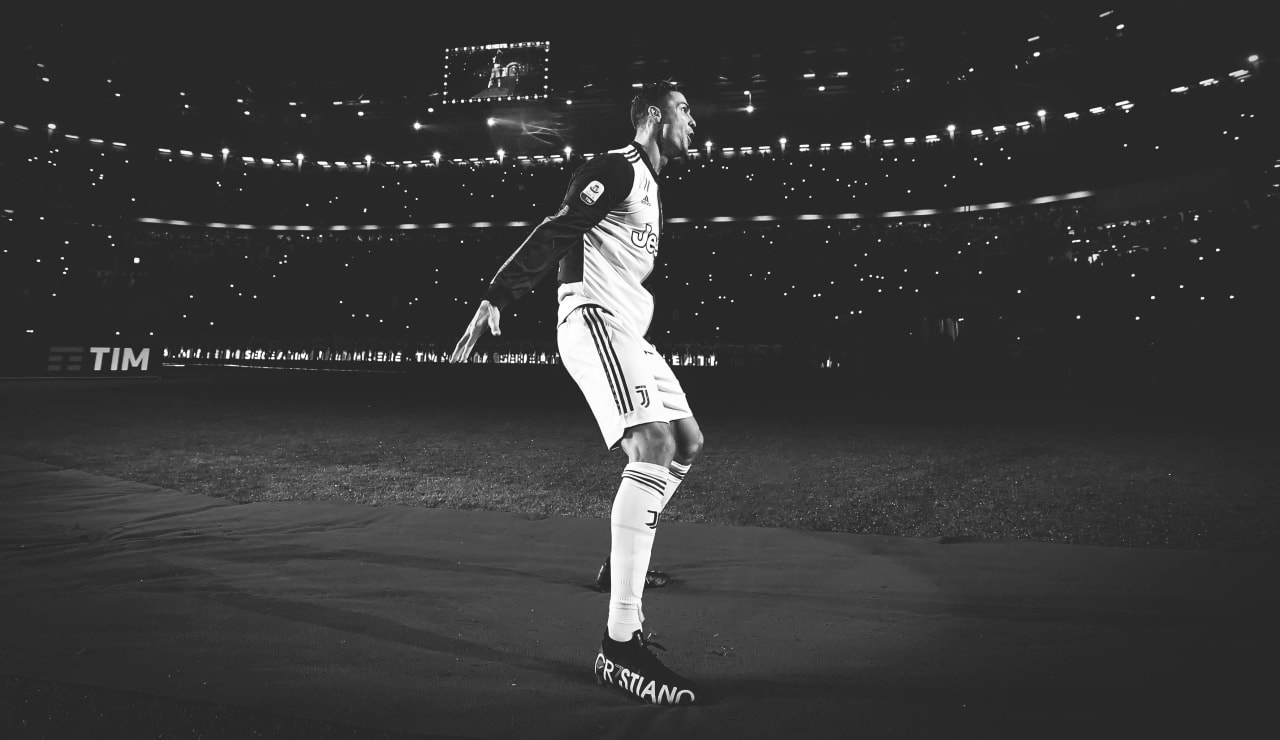 Ronaldo Black & White